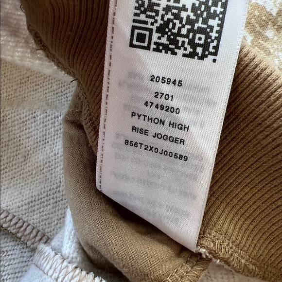 True Religion Python Beige Snake Print High Rise Joggers | XS - Picture 10 of 10